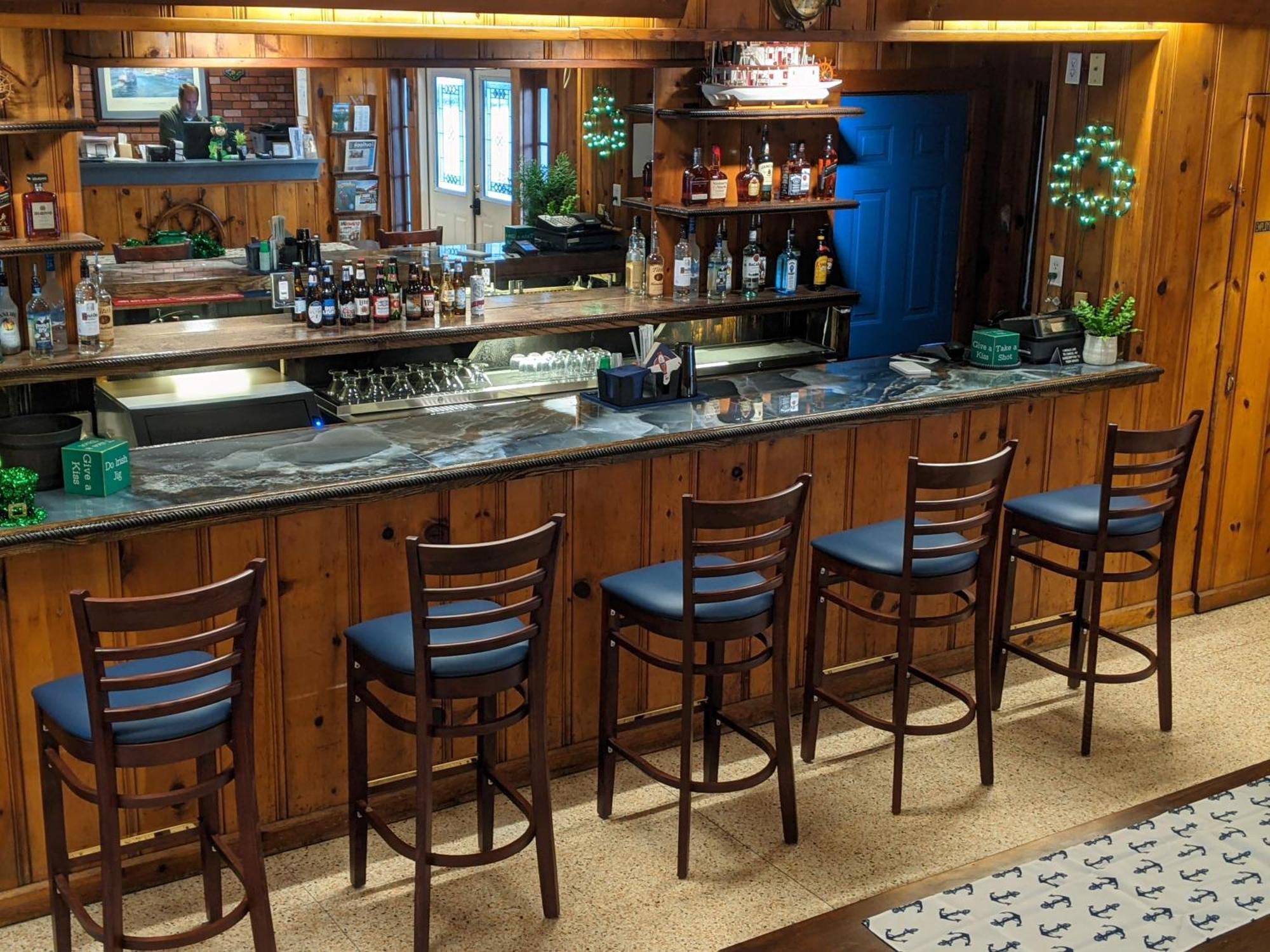 Riverboat & Madison